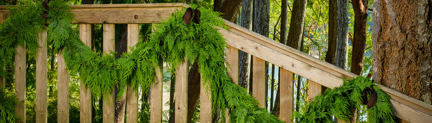 Outdoor Christmas Garland