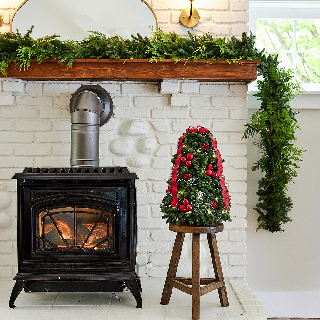 Fresh Premium garland combination of noble fir, incense and western red cedar and white pine is ultra fragrant