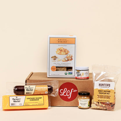 Small Gourmet Charcuterie Gift Box