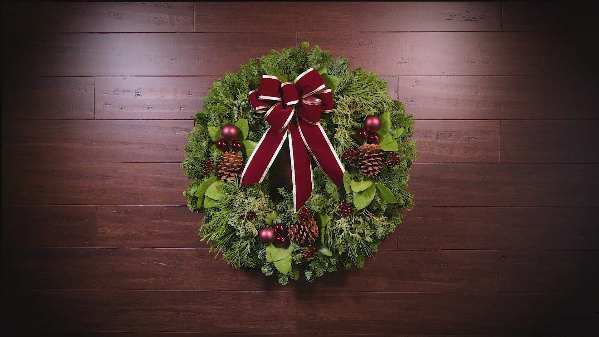ヒューマンメイド　HAPPY HOLIDAYS WREATH SMALL HUMAN MADE HAPPY HOLIDAYS WREATH SMALL – HUMAN MADE Inc.