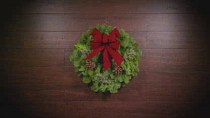 Red 18" Window Wreath