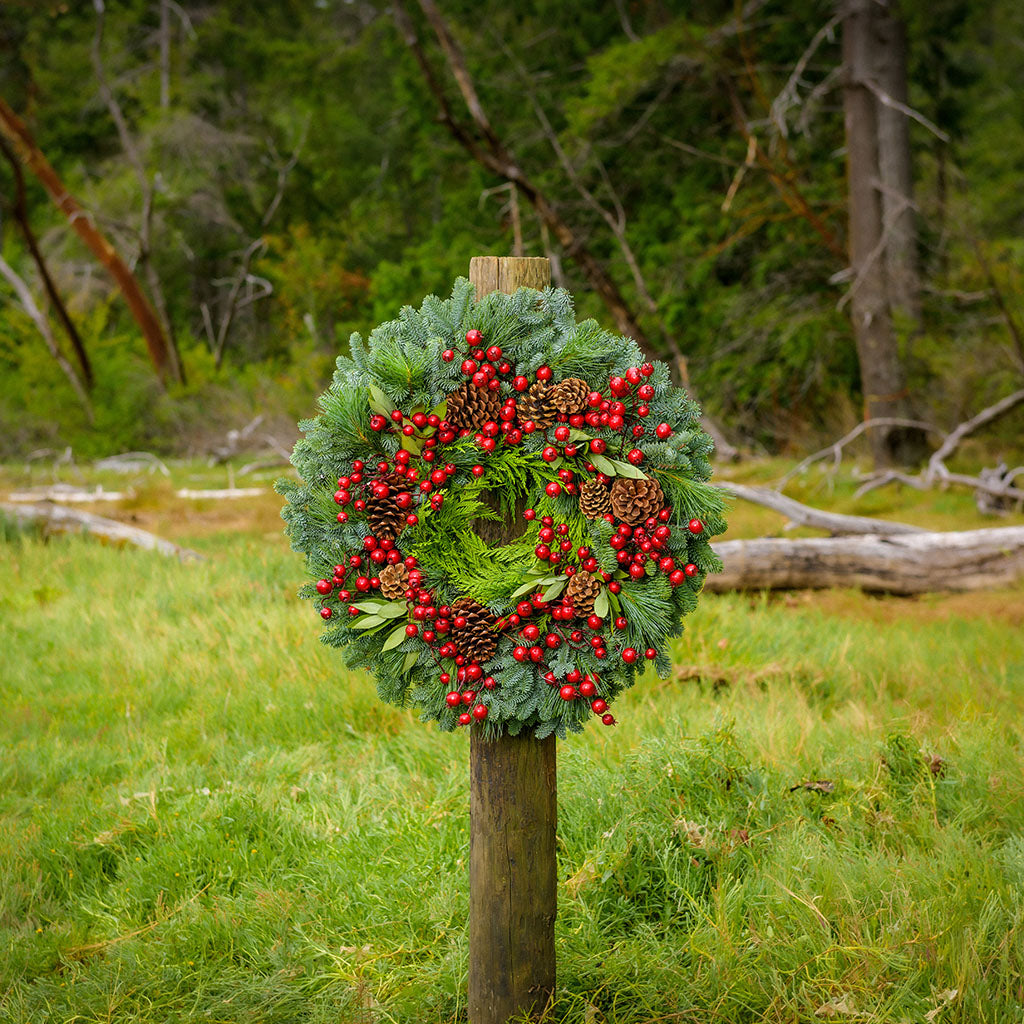 Autumn wreath luxury grapevine wreath factory eucalyptus wreath rose wreath berry pine cone wreath Fall wreath